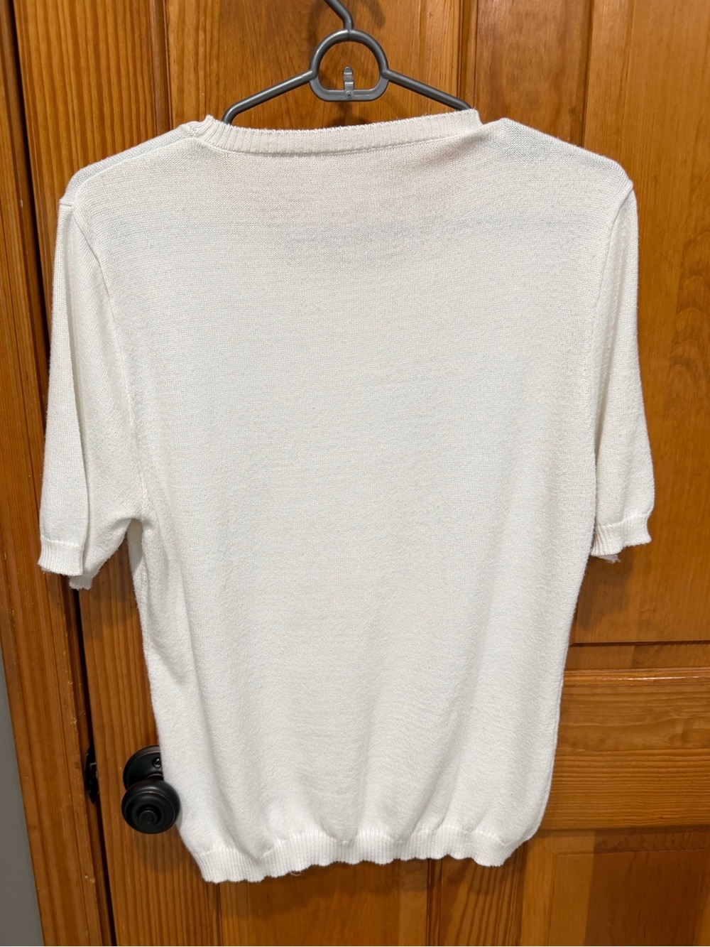 Women's Short Sleeve Crew Neck lightweight summer Sweater- size medium (8-10) - Picture 5 of 7
